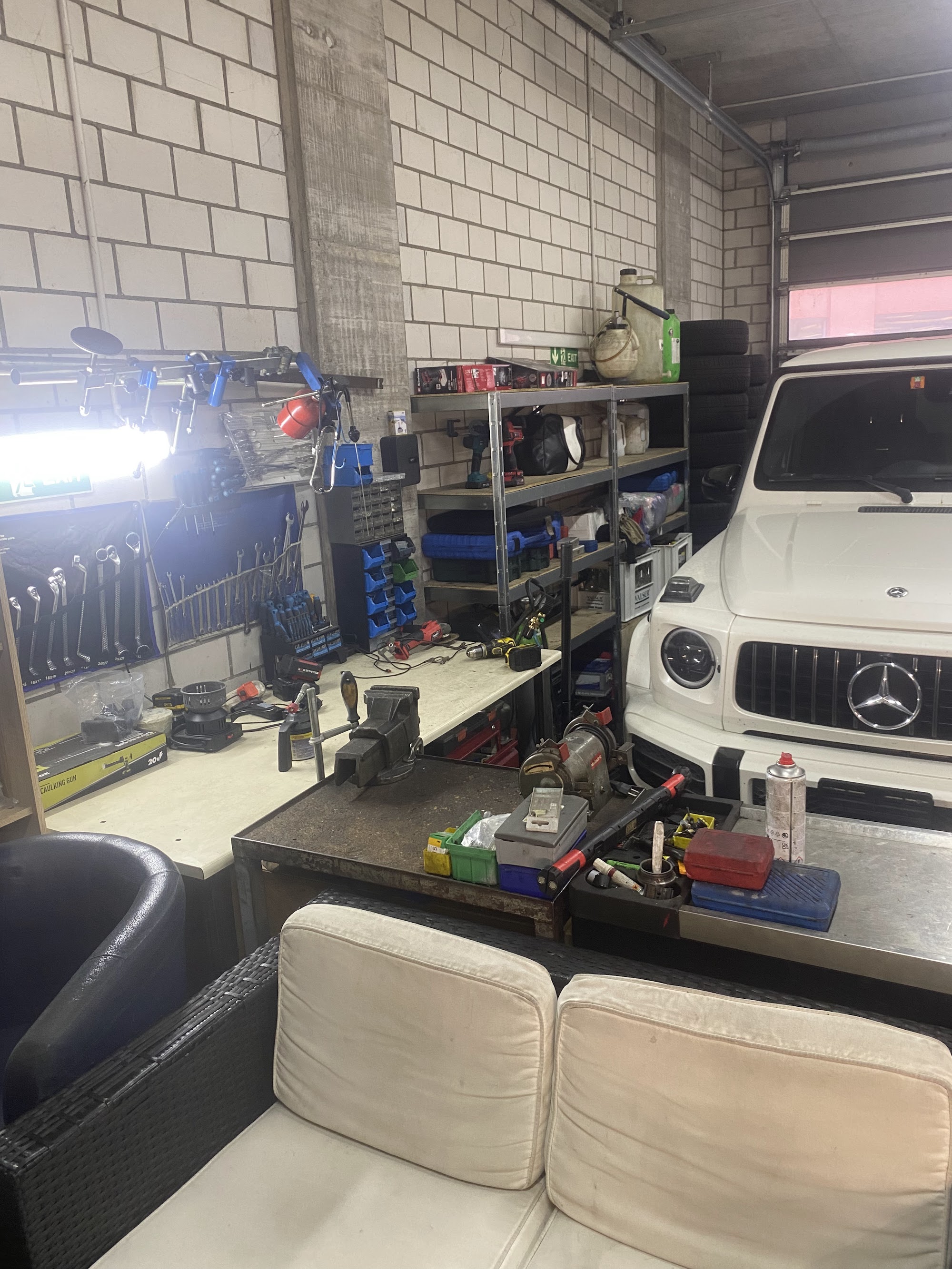 İMO Autogarage ( Autowerkstatt)